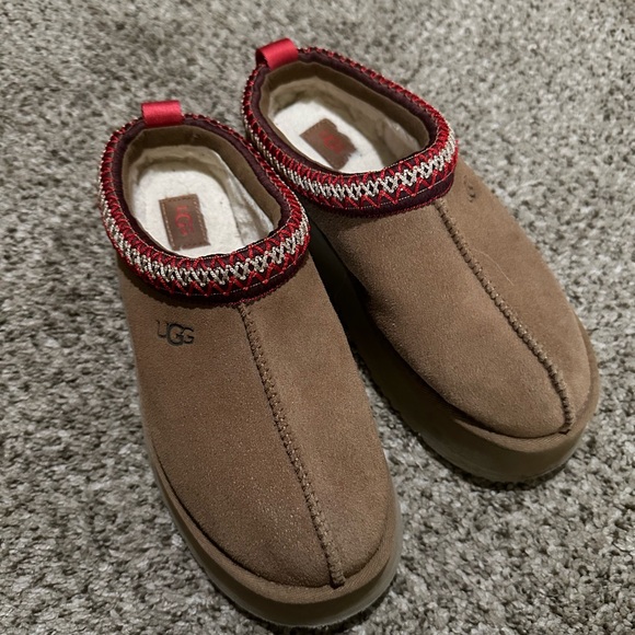UGG Tazz - Picture 3 of 4
